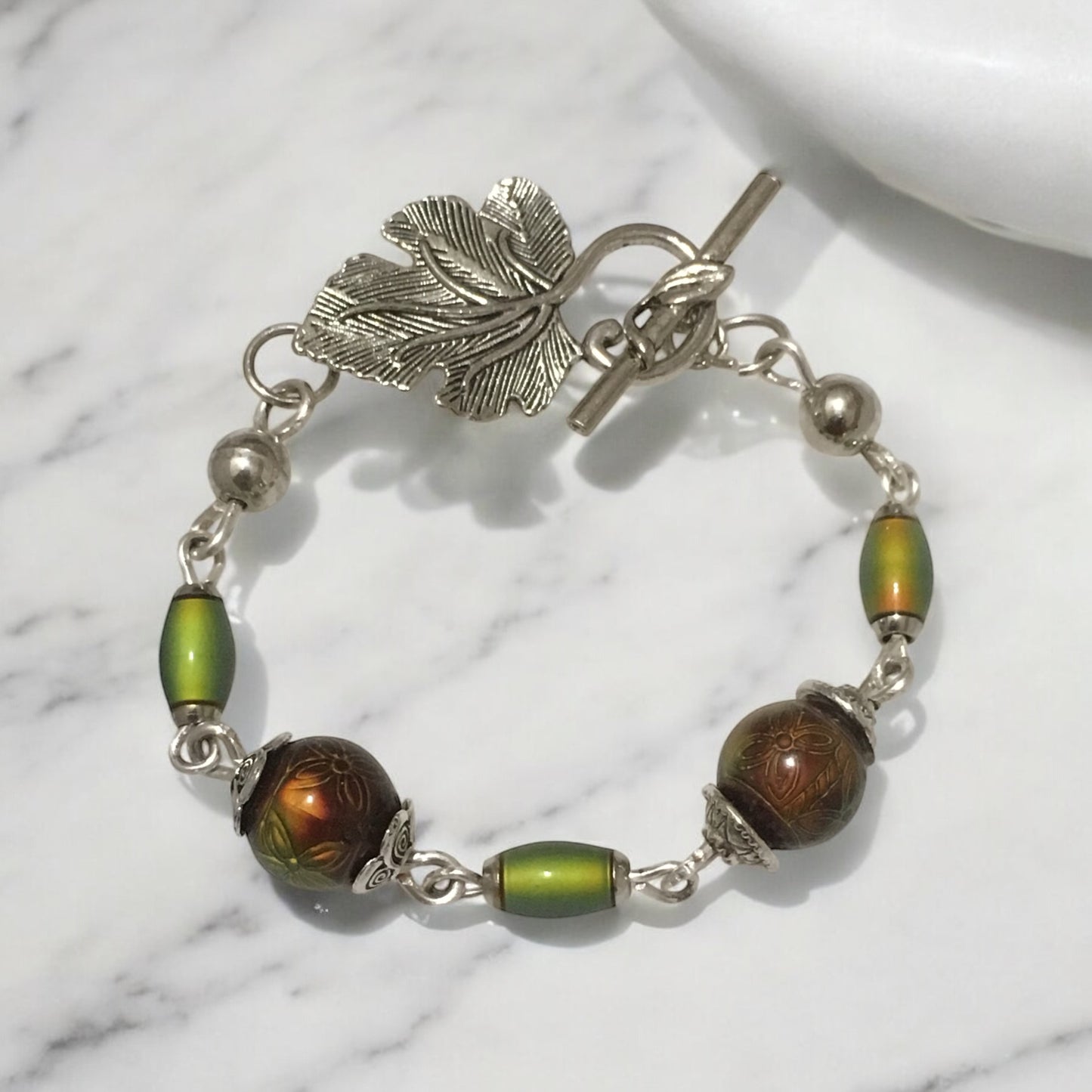 Color changing bead bracelet. Mood beads. Heat activated. Unique.