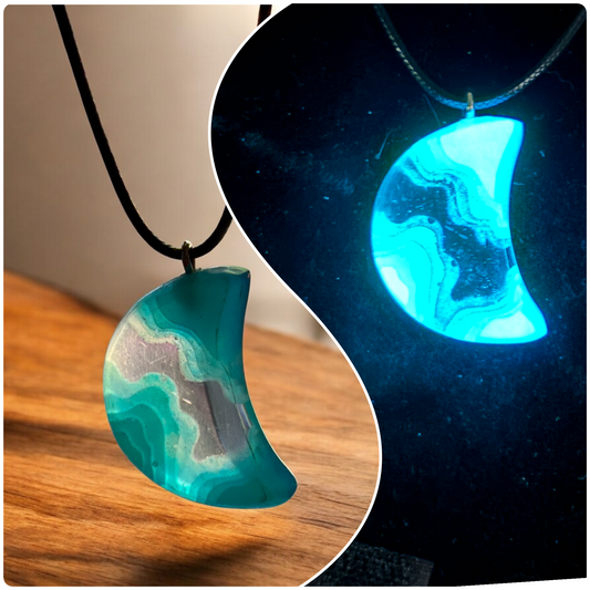 Glow necklace. Luminous pendant, glow in the dark jewelry, UV, black light